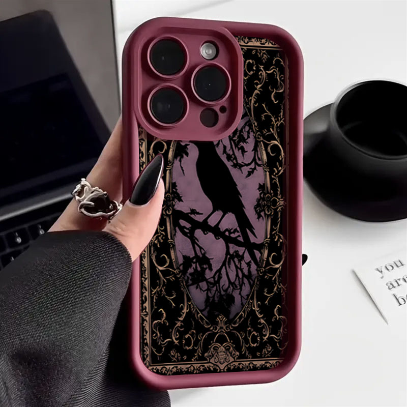 Aesthetic Black Crow Pattern W - Phone Accessories Aesthetic recension och pris