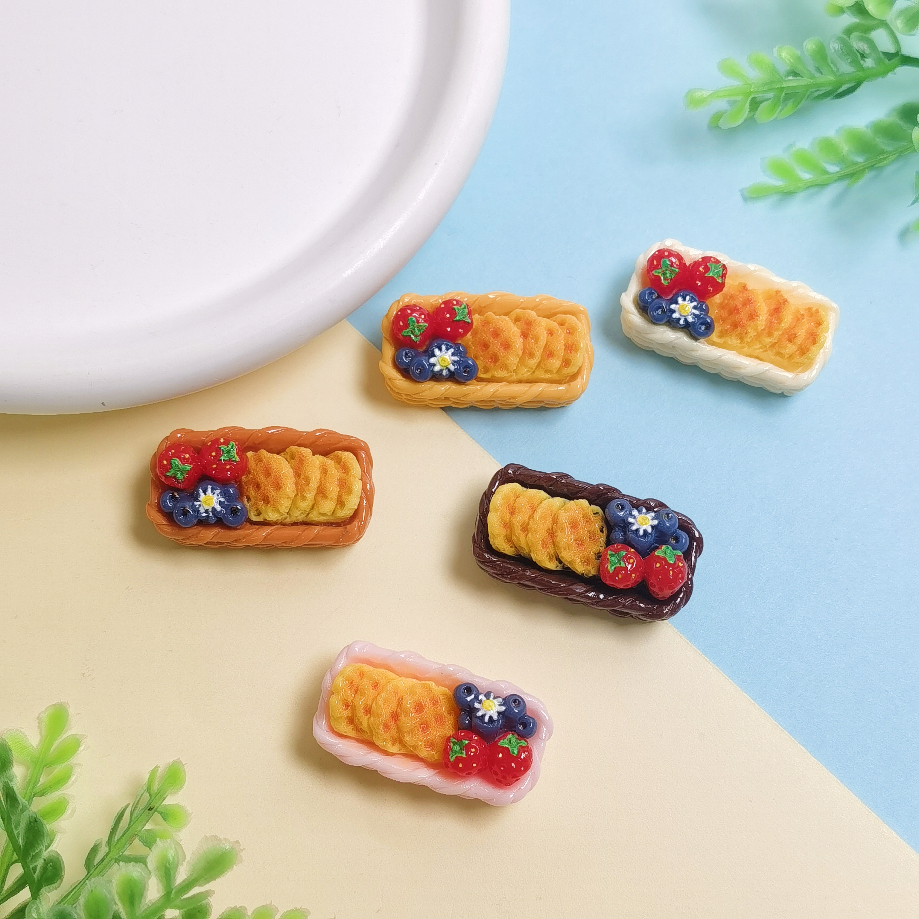 New Fruit Biscuits Basket Resi - Phone Accessories Doll recension och pris