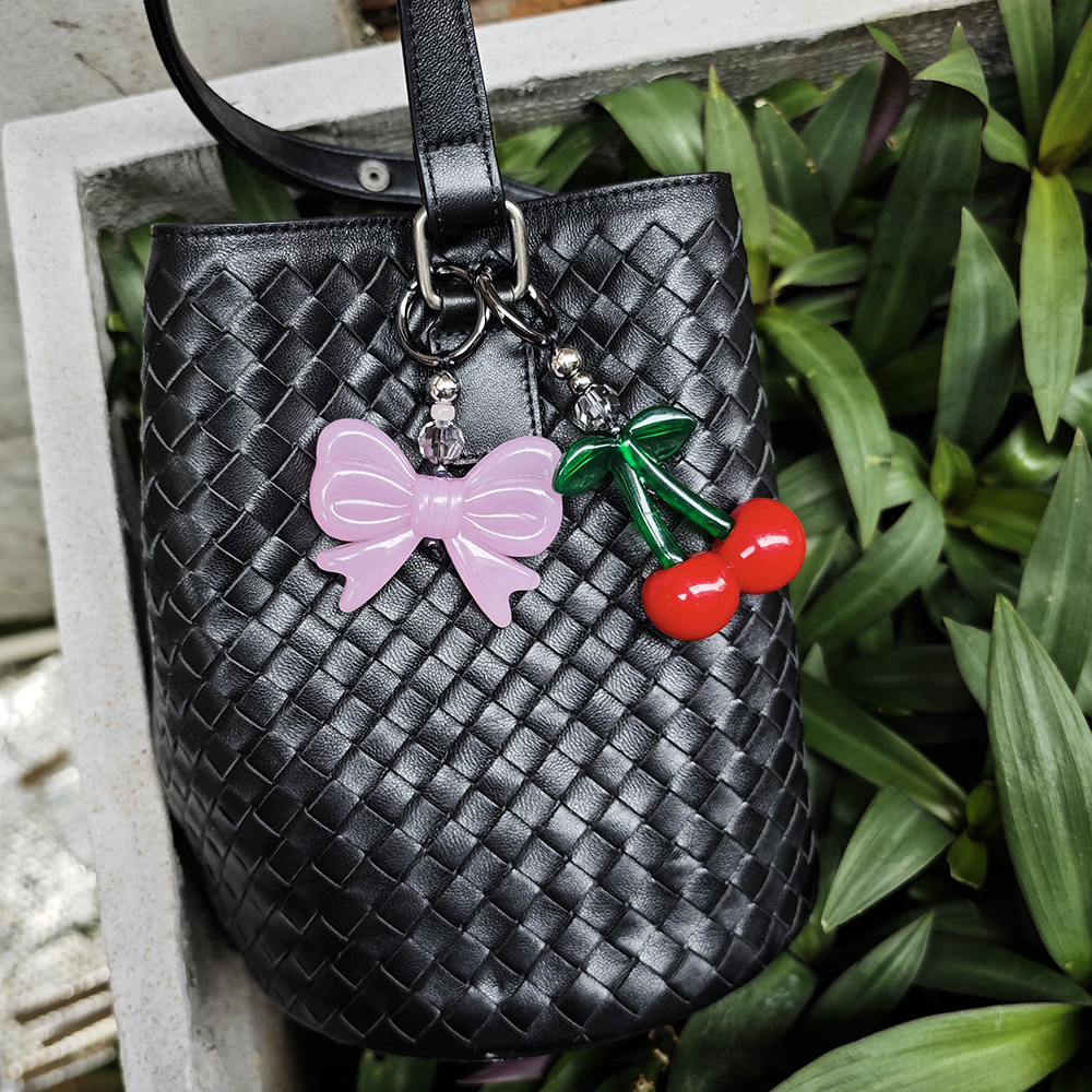 HERLOOK Big Cherry Bag Charm K - Phone Accessories For Teen Girls recension och pris