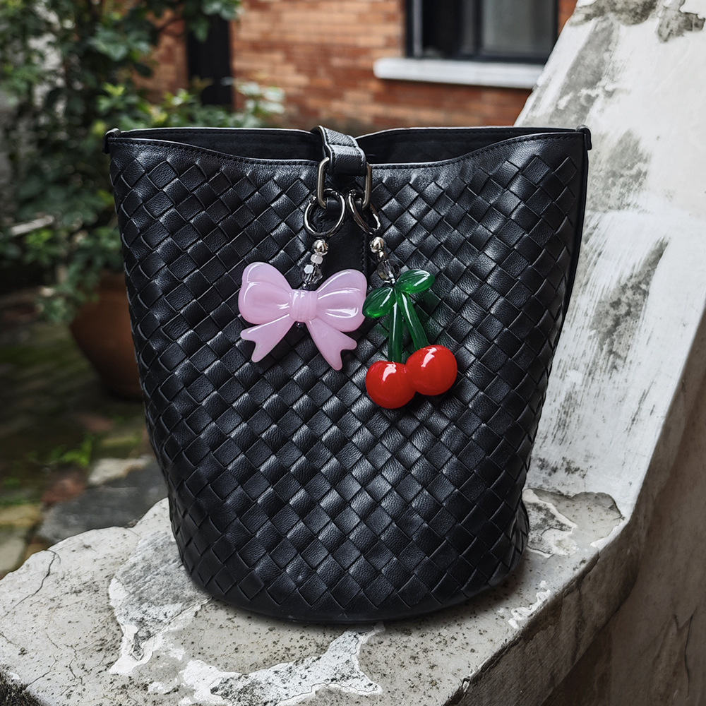 HERLOOK Big Cherry Bag Charm K - Phone Accessories For Teen Girls recension och pris